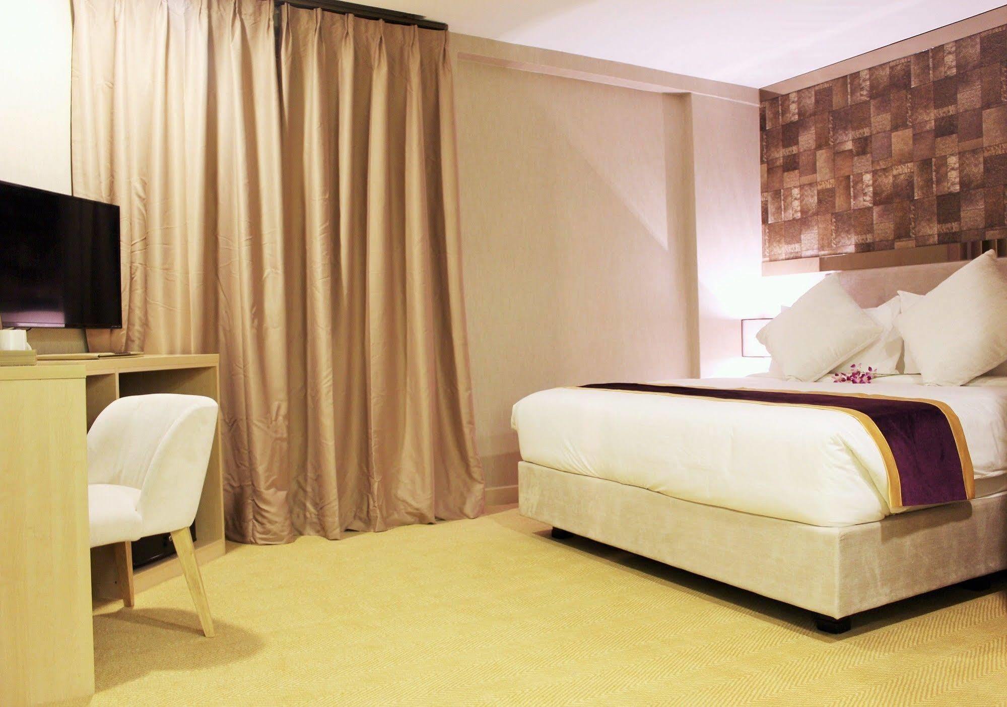 Royce Sentral Hotel